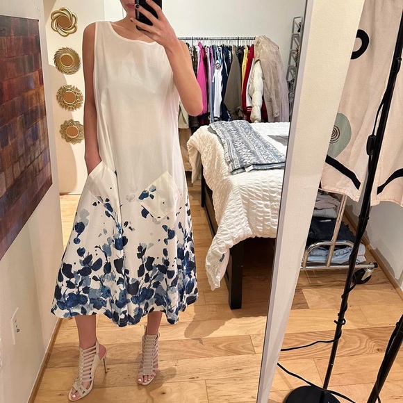 MISSLOOK White and Blue Floral Maxi Dress - Picture 2 of 5